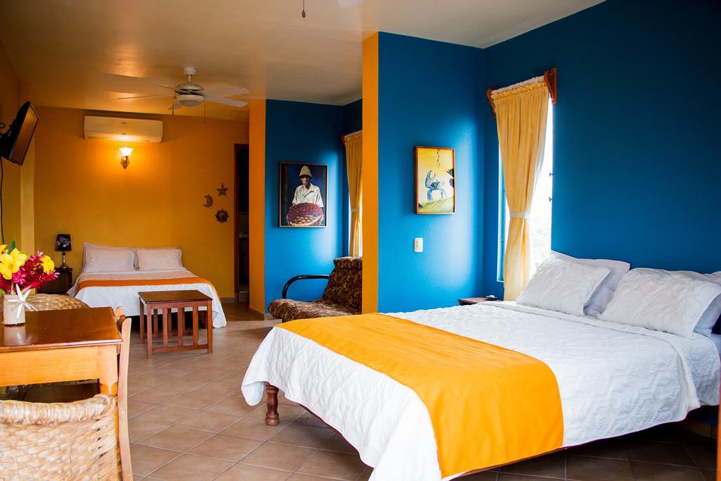 Hotel Maya Vista Tela Ngoại thất bức ảnh
